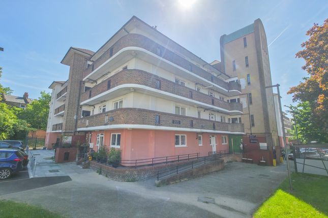 2 bed flat