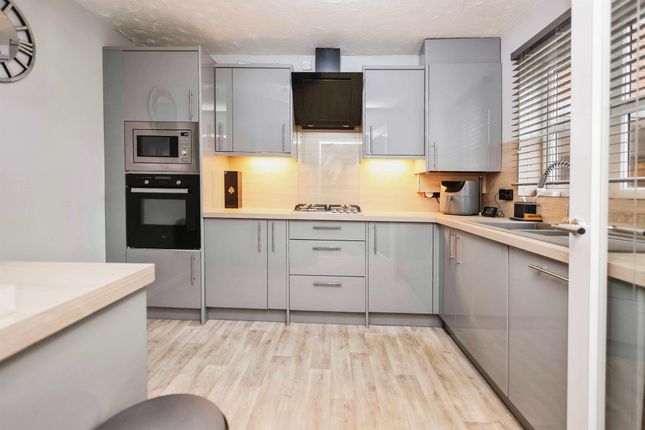 2 bedroom end of terrace house for sale