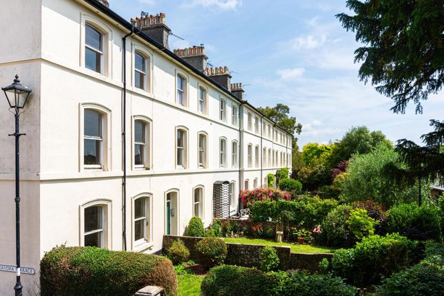 5 bedroom terraced house for sale