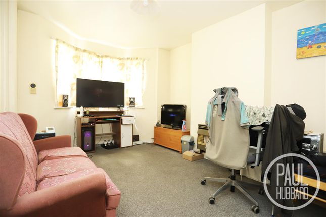Denmark Road, Lowestoft, NR32 3 bed block of apartments for sale