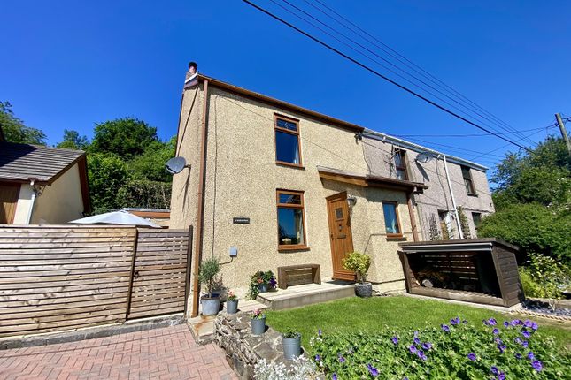 2 bedroom semi-detached house for sale