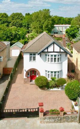 OUTSTANDING, EXTENDED 1930s Home 29... 5 bed detached house for sale
