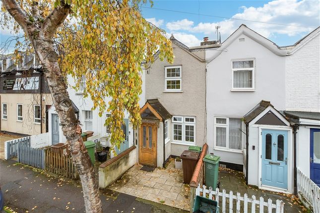 Lind Road, Sutton, Surrey 2 bed terraced house for sale