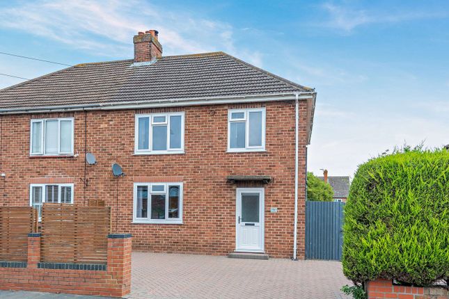 Monks Dyke Road, Louth, LN11 3 bed semi