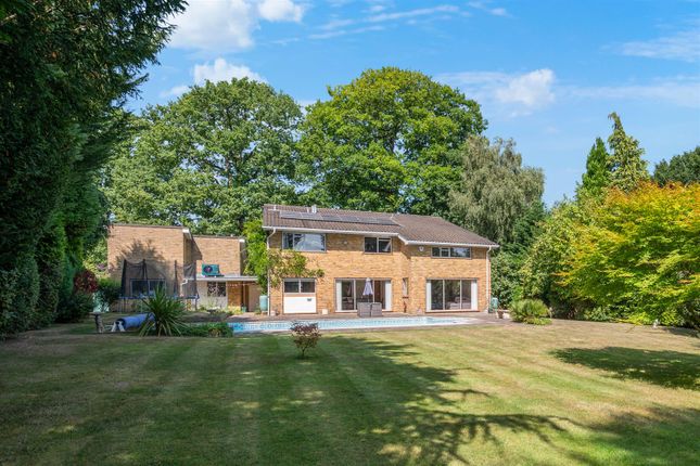 Woodland Way, Kingswood 5 bed detached house for sale