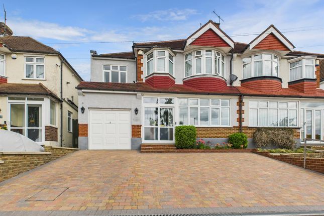 St. Andrews Road, Coulsdon CR5 4 bed semi