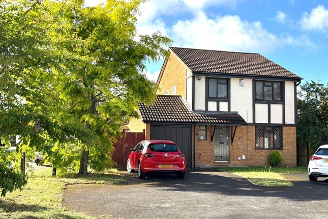 Ambleside Way, Egham, Surrey, TW20 4 bed detached house for sale