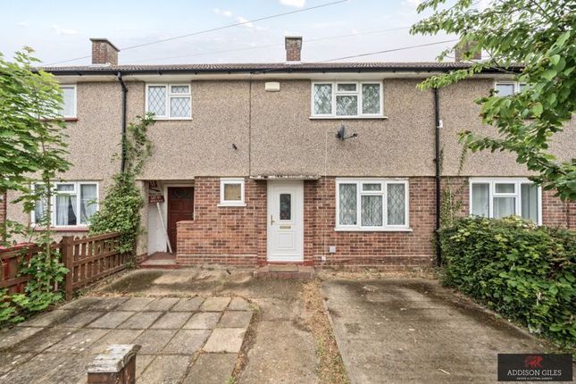The Cherries, Slough, SL2 3 bed terraced house for sale