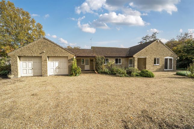 4 bedroom detached bungalow for sale