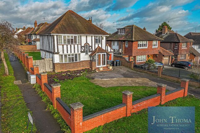 Manor Road, Chigwell IG7 4 bed property for sale