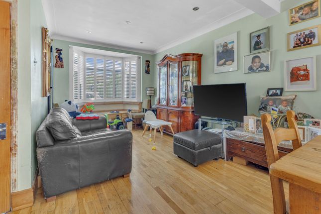 Dames Road, London E7 5 bed terraced house for sale