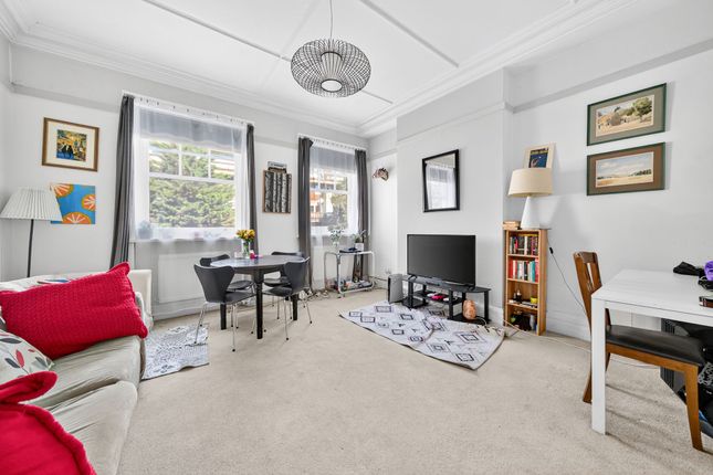 Lansdowne Way, London SW8 1 bed flat for sale