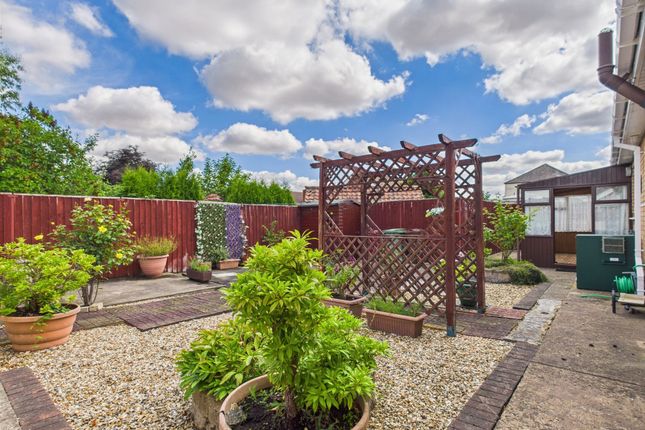 Chapel Lane, Scunthorpe DN17 2 bed bungalow for sale