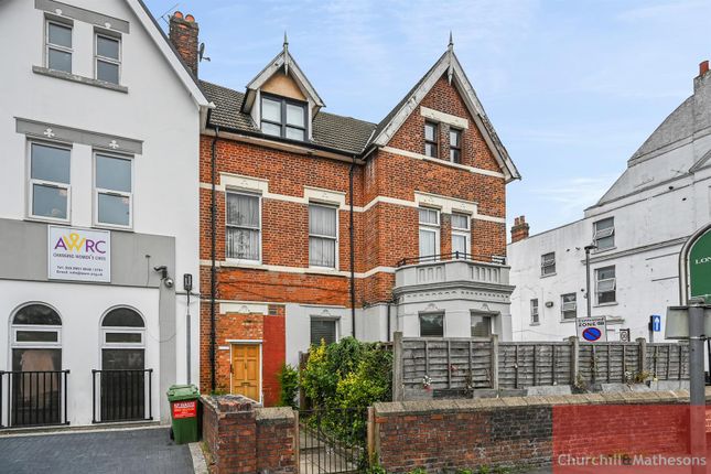 Craven Park, London 2 bed flat for sale