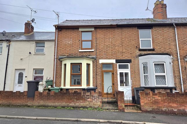 High Street, Gloucester 2 bed terraced house for sale