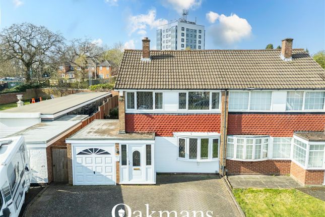 3 bedroom semi-detached house for sale