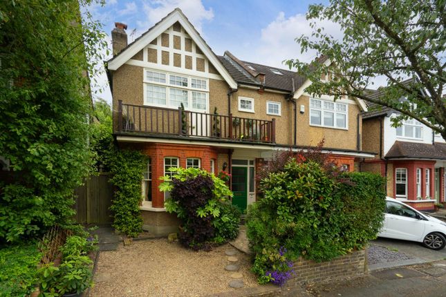 4 bedroom semi-detached house for sale