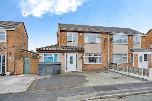 3 bedroom semi-detached house for sale