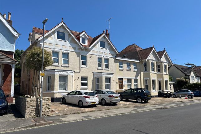 Ulwell Road, Swanage BH19 2 bed flat for sale