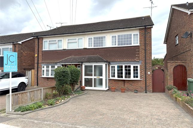 Somerset Road, Linford, Essex, SS17 4 bed semi