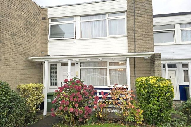 45 Hyacinth Court, Nursery Road, Pinner 2 bed terraced house for sale