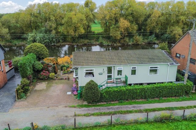 2 bedroom park home for sale