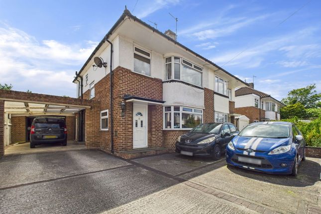 Broadwater Way, Worthing, BN14 9LP 3 bed semi