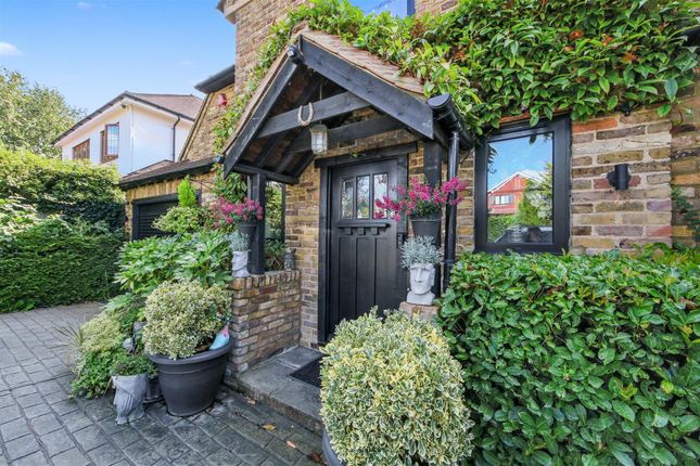 Oakridge Avenue, Radlett WD7 House for sale