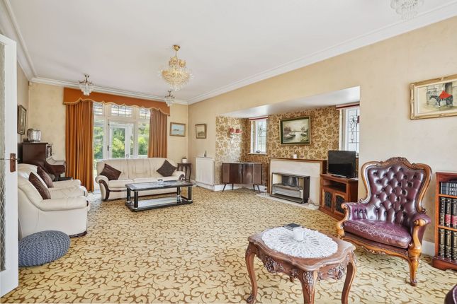 The Avenue, Cheam, SM2 5 bed detached house for sale