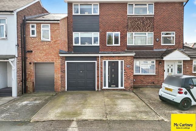 Goldlay Road, Chelmsford, CM2 3 bed townhouse for sale