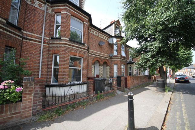 6 bed terraced house