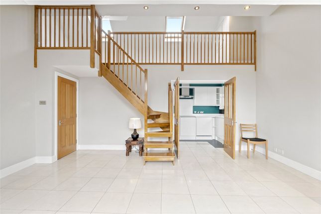 Prince Of Wales Terrace, Chiswick W4 2 bed apartment for sale