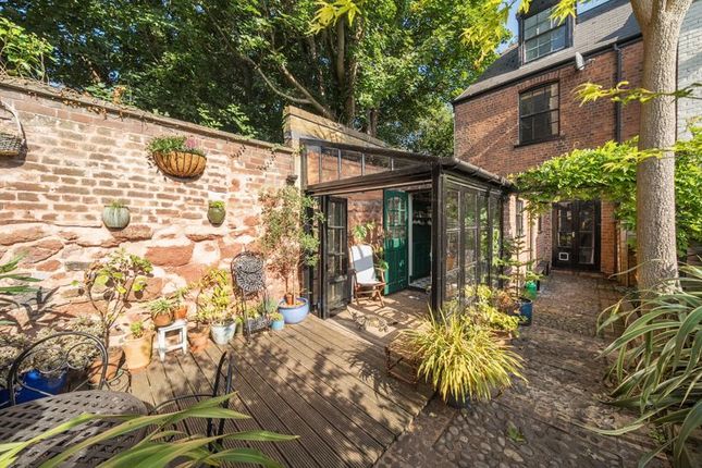 Northernhay Square, Exeter 3 bed terraced house for sale