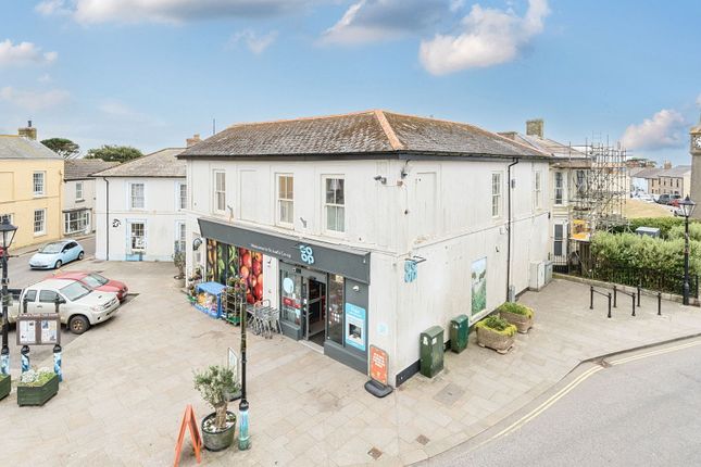 Market Square, St Just TR19 2 bed flat for sale