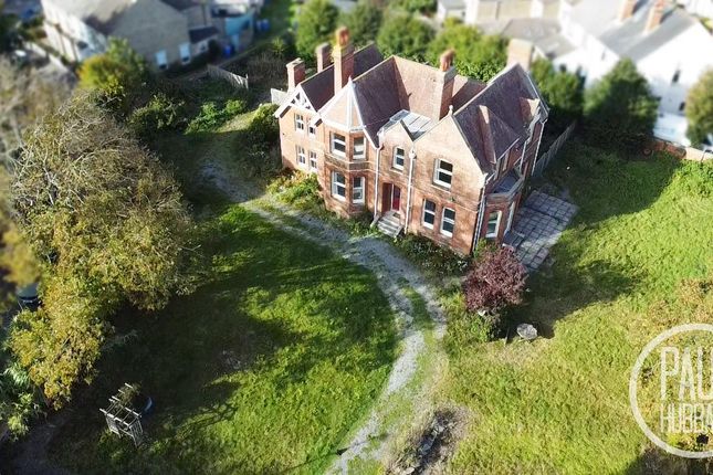 Rectory Road, Kirkley, NR33 6 bed detached house for sale