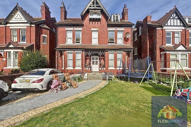 Southport, Merseyside PR9 5 bed detached house for sale