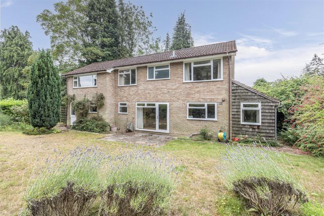 4 bed detached house