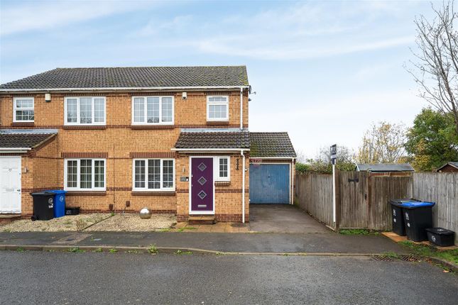 3 bed semi-detached house