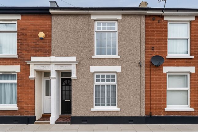 4 bed terraced house