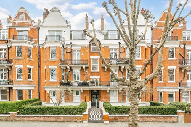 Grantully Road, Maida Vale W9 4 bed flat for sale