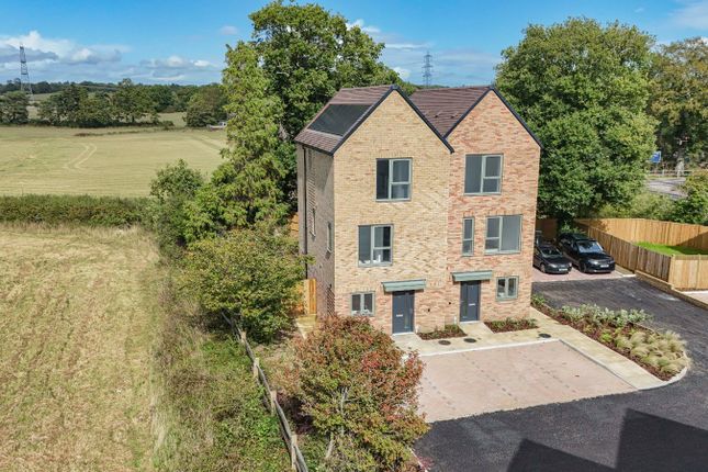 Isaacs Lane, Burgess Hill, West... 4 bed semi