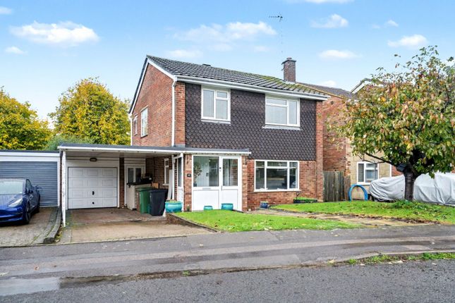 Coombe Hill Crescent, Oxfordshire OX9 3 bed detached house for sale