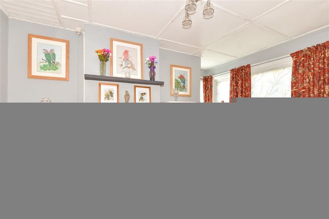 3 bed detached bungalow