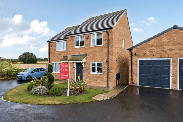 Winceby Gardens, Horncastle... 3 bed semi