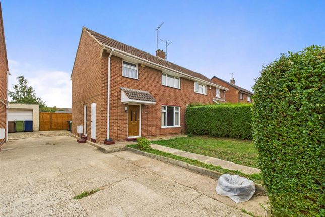 Maple Drive, Brockworth, Gloucester 3 bed semi