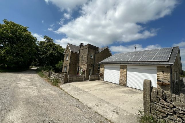 Lower Eaves Farm, High Peak, SK23 3 bed detached house for sale