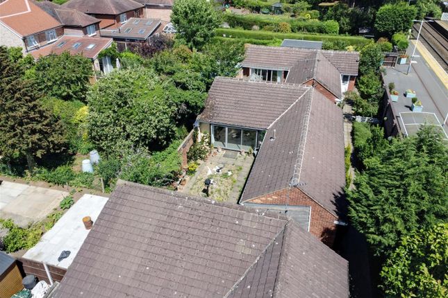 Bramble Close, Attenborough, Nottingham 2 bed semi