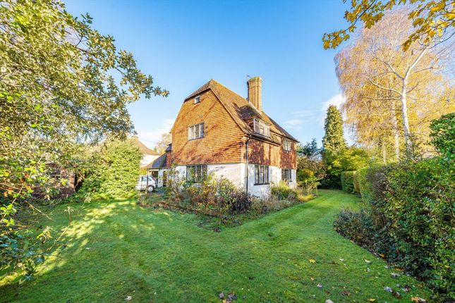 Marlborough Road, Hampton TW12 5 bed detached house for sale