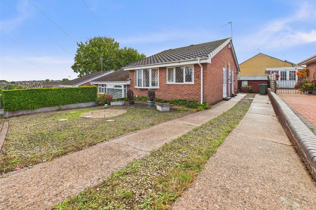 2 bedroom semi-detached bungalow for sale