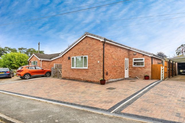 2 bedroom detached bungalow for sale